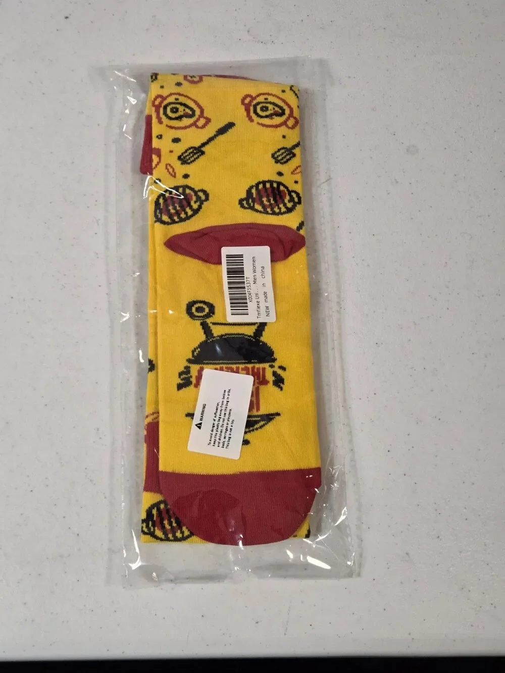 BBQ and Naps‎ Novelty Socks Unisex Men Women Yellow Funny Grill Gift NEW